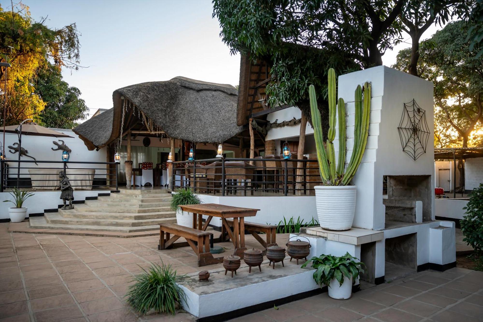 Ngoma Zanga Lodge Livingstone Kültér fotó